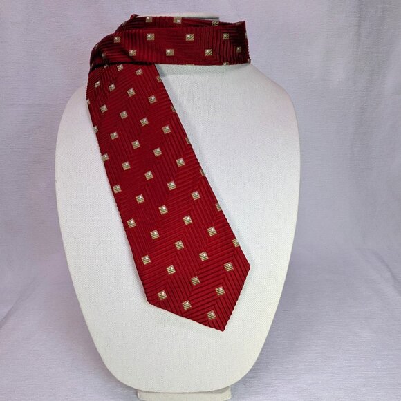 Ermenegildo Zegna Italy Red 100% Silk Geometric Tie w/ Beige Squares Design - Picture 1 of 7